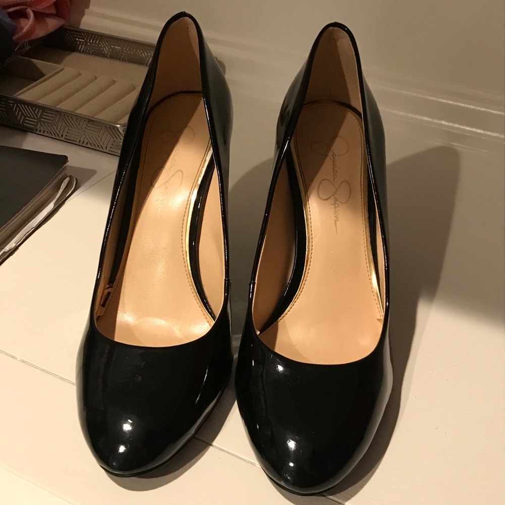 Jessica Simpson heels - Picture 2 of 4